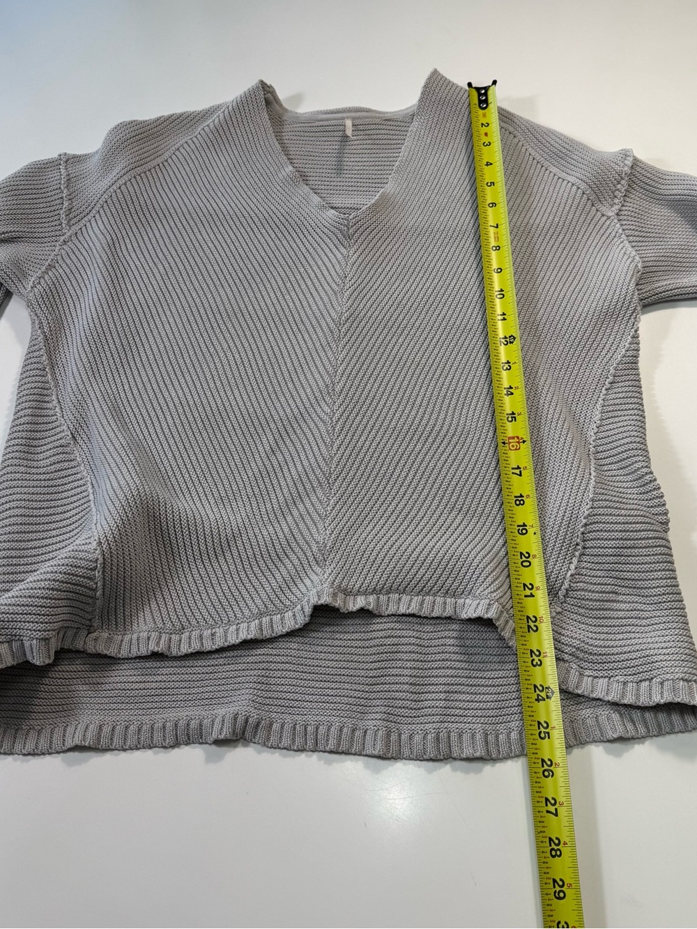 Free People 100% Cotton V-Neck Oversized Sweater in Gray Size Small - Picture 3 of 8